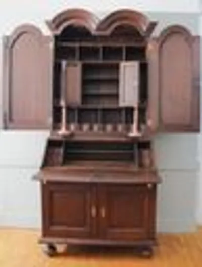 Duble dome bureau 18e eeuw thumbnail 4