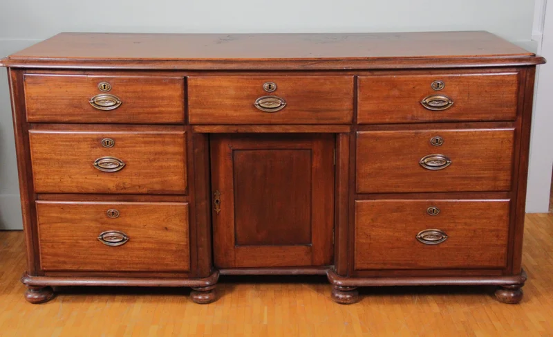 Georgean dresser - Meubel › Kasten