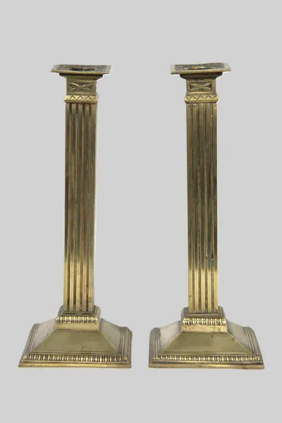 Paar bronzen kandelaars