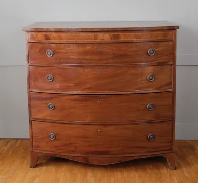 Regency bowfronted chest of drawers