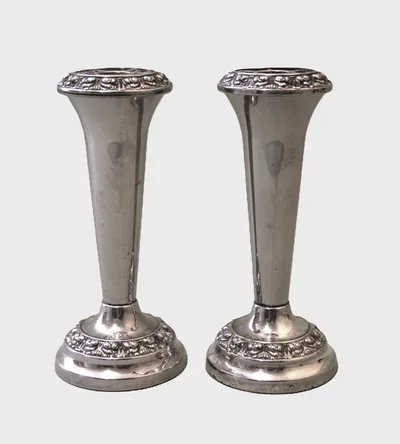 Verzilverde pique-fleurs